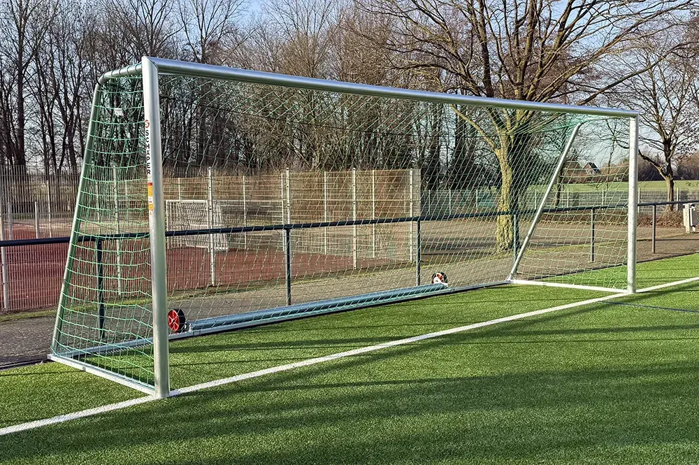 Trainingsfußballtor PSG mit Rädern und Gewicht